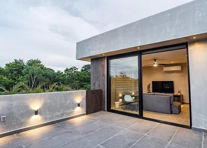 Modern With Private Pool